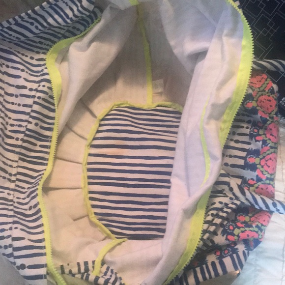 Lilly Pulitzer duffle - Picture 3 of 3